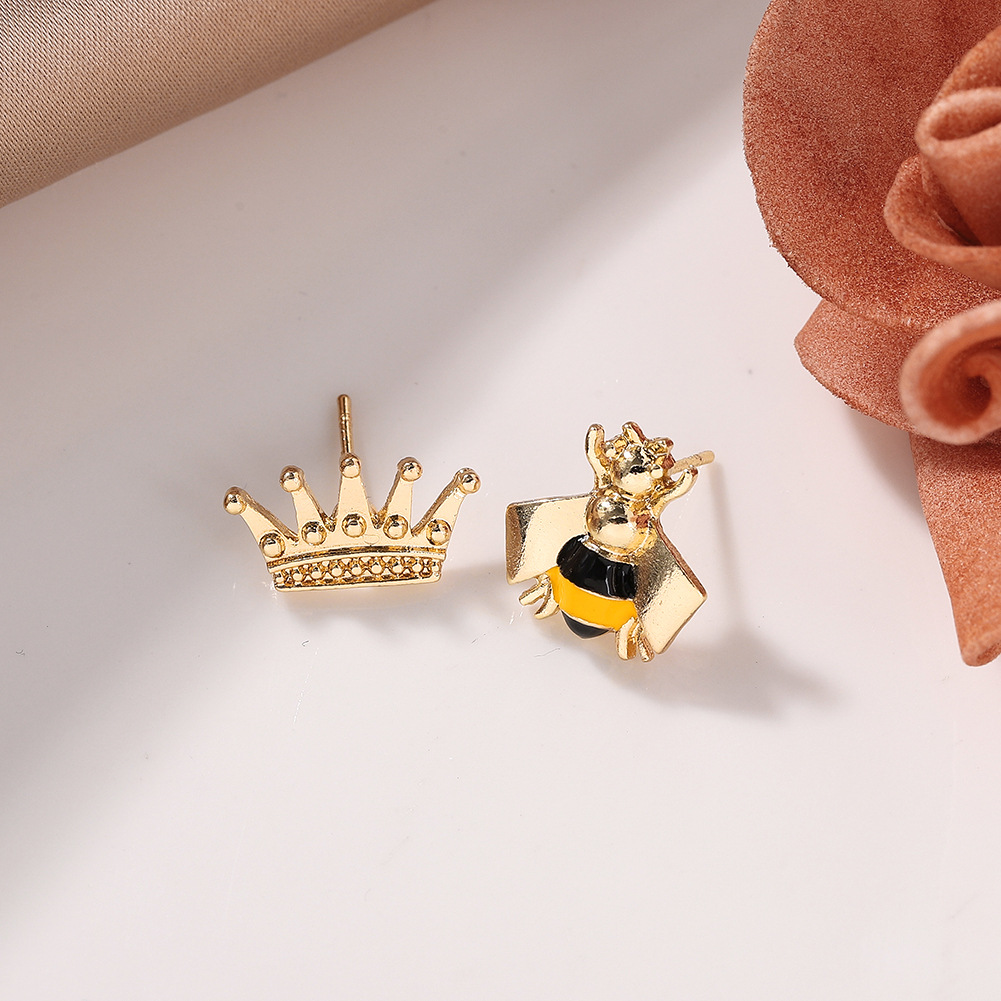 New Metal Jewelry Crown Bee Asymmetric Earrings Alloy Earrings display picture 4