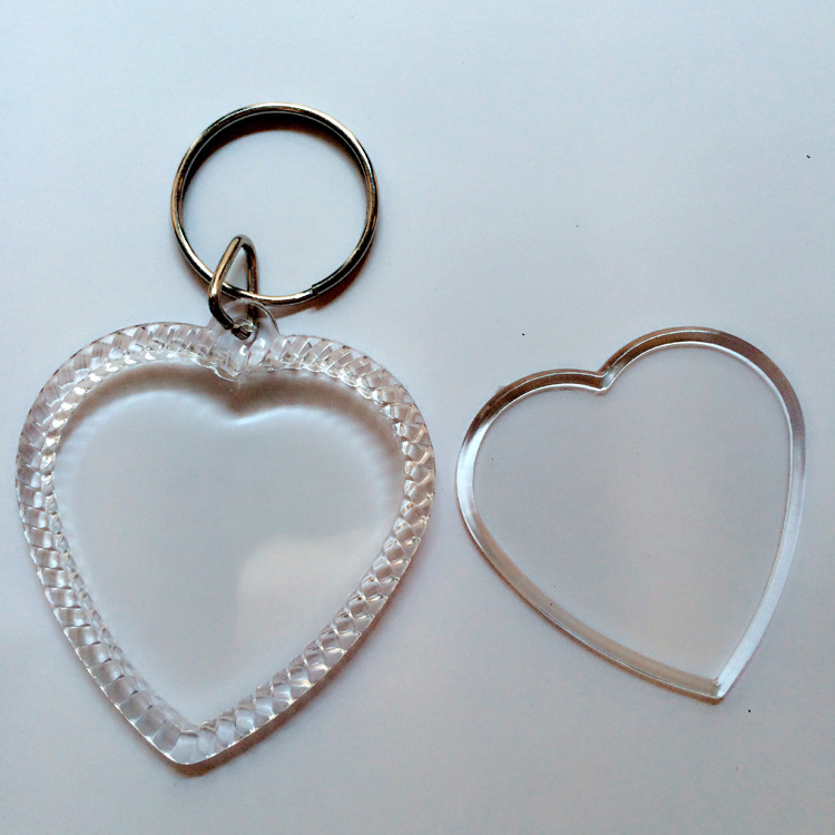 Manufactor wholesale new pattern heart-shaped transparent Photo frame Acrylic Key buckle customized Key buckle goods in stock wholesale