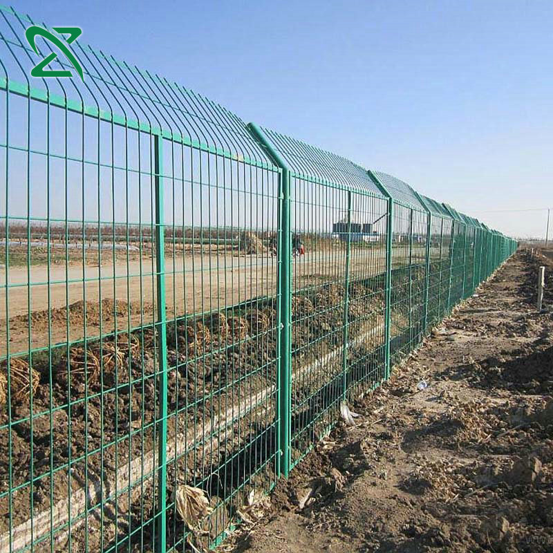 公路铁路护栏网/道路框架护栏网规格/河北护栏网厂家