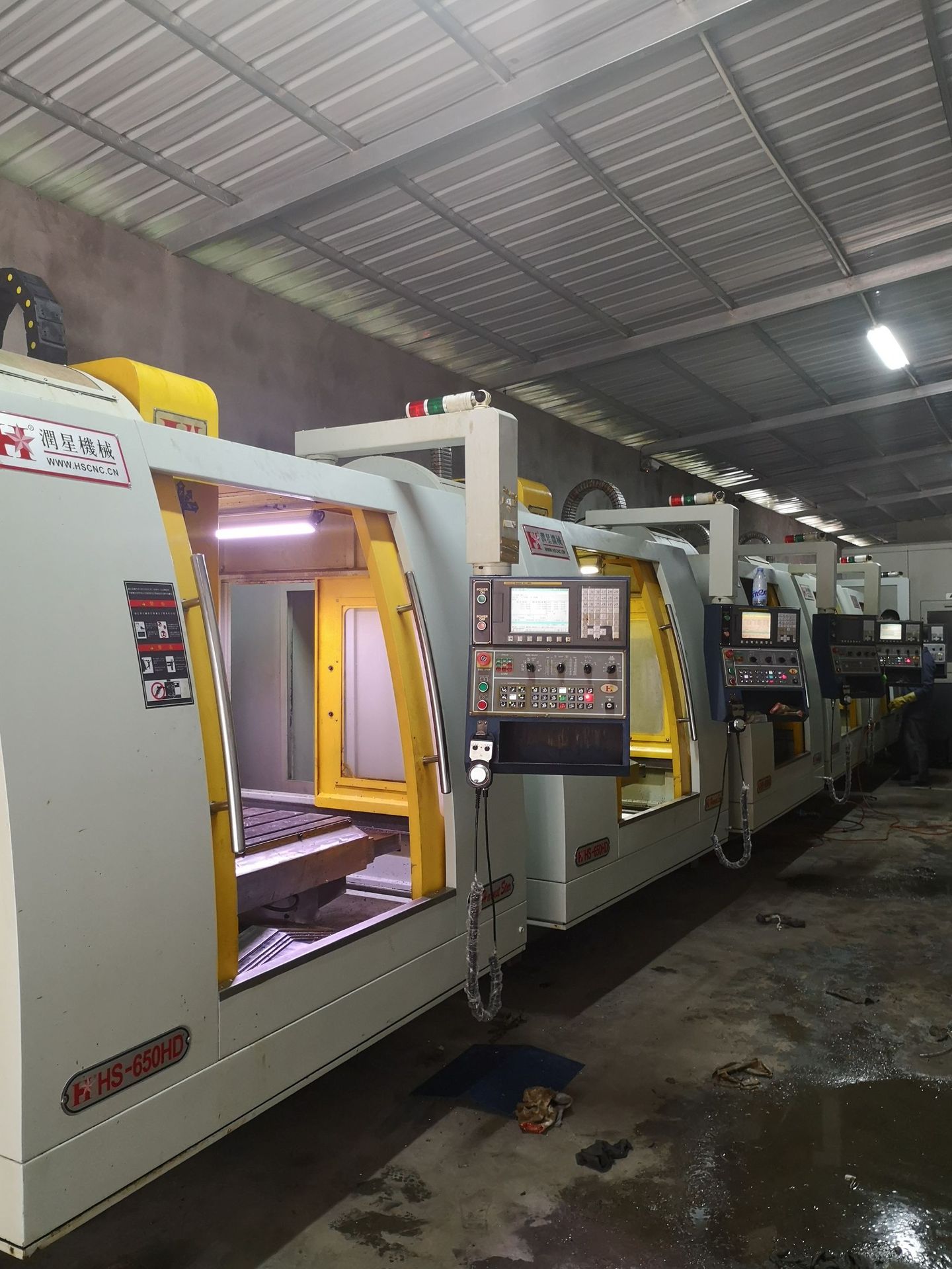 供应工厂润星HS-650三线轨二手数控加工中心、二手CNC电脑锣