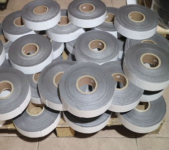 厂家批发 橡胶磁卷材背胶 胶磁裱胶 磁性橡胶卷材