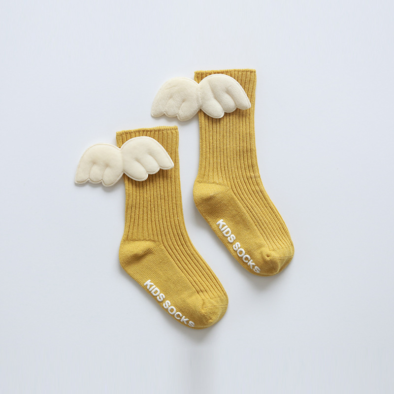 Calcetines para niños primavera y otoño estilo coreano niños y niñas a mitad de la pantorrilla Medias alas pila Calcetines bebé antideslizante piso Calcetines Niño