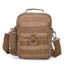 D5纵队军迷多用胸包斜跨单肩包10寸平板包旅行休闲登山包四用