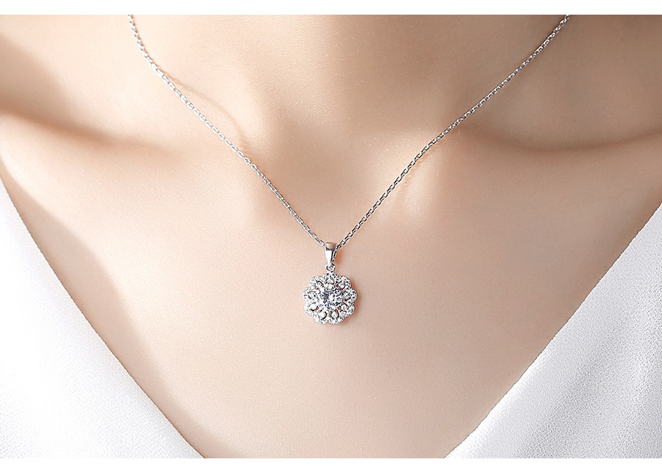 Jinse Floraison Collier Coréenne Style Simple Mode Petite Femmes De Cuivre Incrusté De Zirconium Pendentif Collier Collier Doux display picture 3