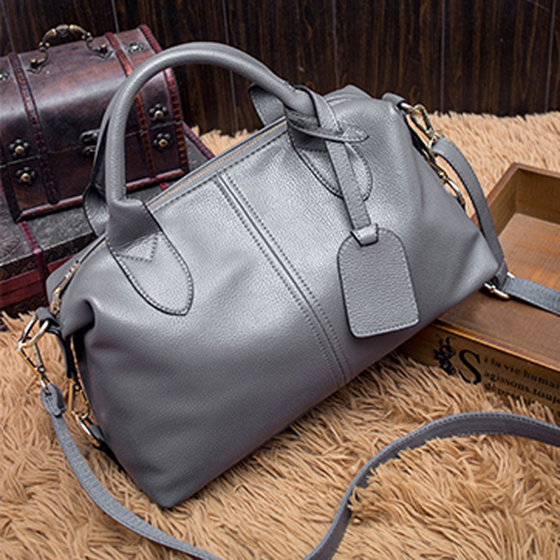 Borsa a tracolla con motivo litchi estivo 2024 Borsa a cuscino con una spalla da donna nuova_voghion.com