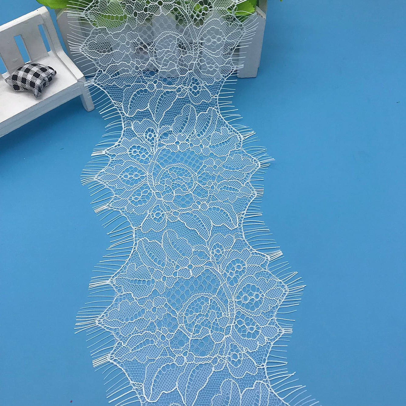 福建厂家供应现货无弹蕾丝睫毛花边弹力花边服装辅料DTY