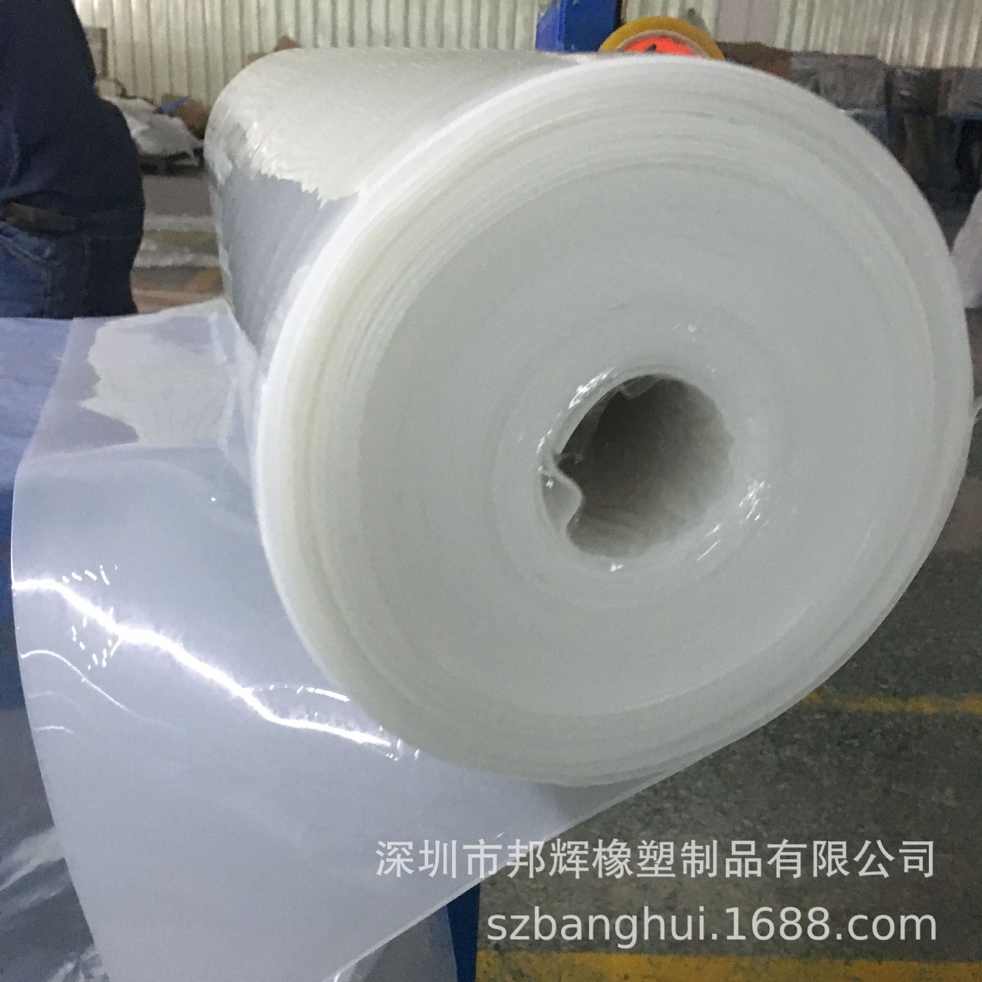 供应硅胶板耐高低温 阻燃硅胶软板白色黑色硅胶板 可以定制颜色