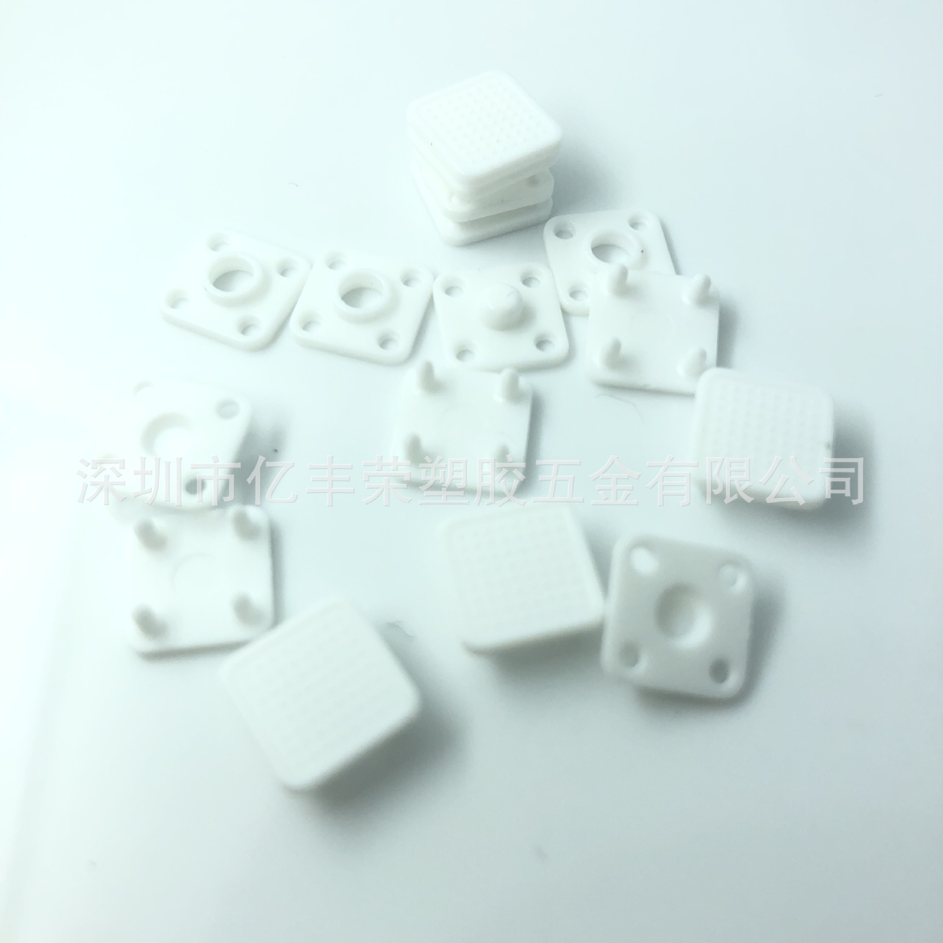 塑胶方形四合扣 塑料方扣 有脚按扣 正方形胶扣