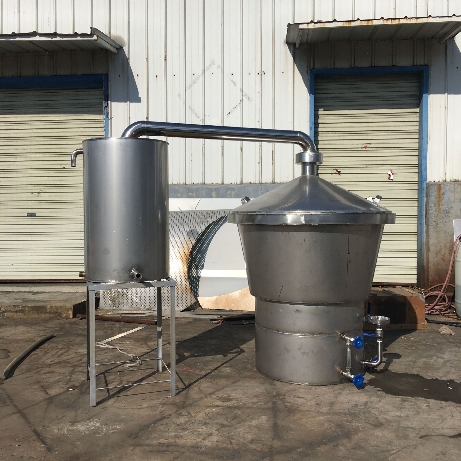 定做投料500斤酿酒设备 小作坊专用不锈钢纯粮酒蒸酒锅