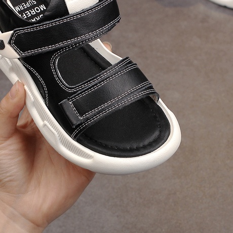 Giày sandal trẻ em đế xuồng đế mềm đế xuồng hè 2019 phiên bản tiếng Hàn mới của giày đế bệt da trẻ em cỡ lớn hoang dã Dép trẻ em