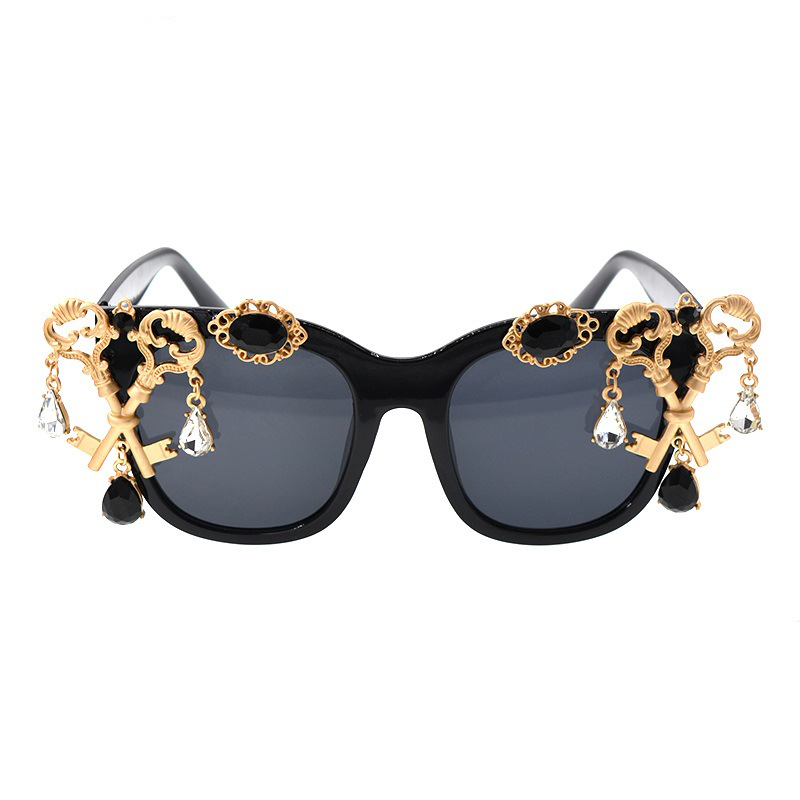 Fashion Hollow Key Water Drop Inlaid Rhinestone Sunglasses Wholesale Nihaojewelry display picture 1