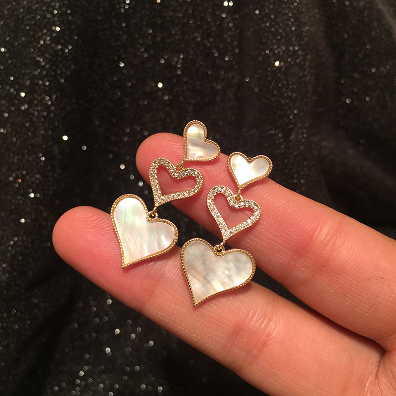 Micro Inlaid Zircon Hollow Heart Shell Earrings Long Fringe display picture 4