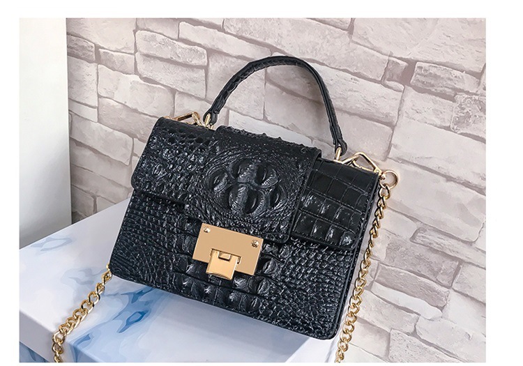 Chic and Trendy Bag