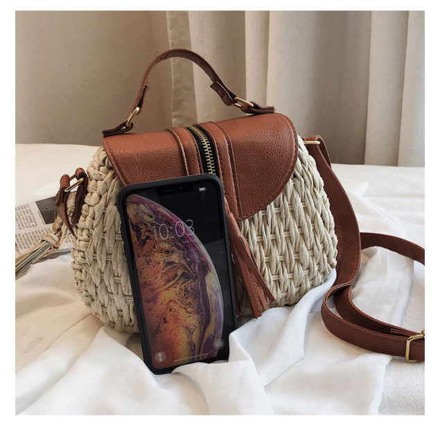 New Hand-woven Bag Baitao Zipper Small Bag Oblique Bag， Straw Bag， Seaside Holiday and Leisure Bag， 2019