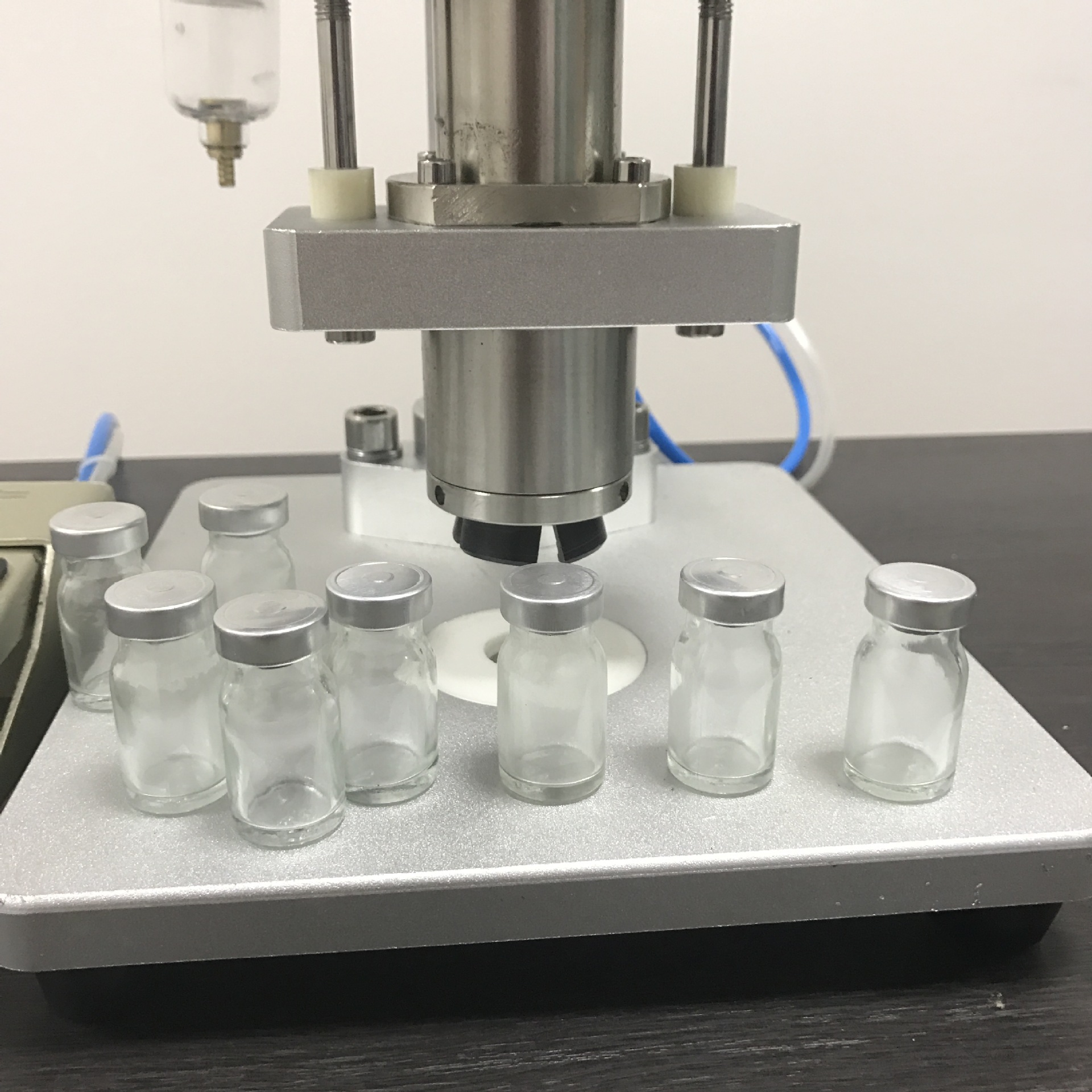 玻璃安瓶封口机 气动安瓶锁口机 西林瓶抓盖机 升降式安瓶封口机