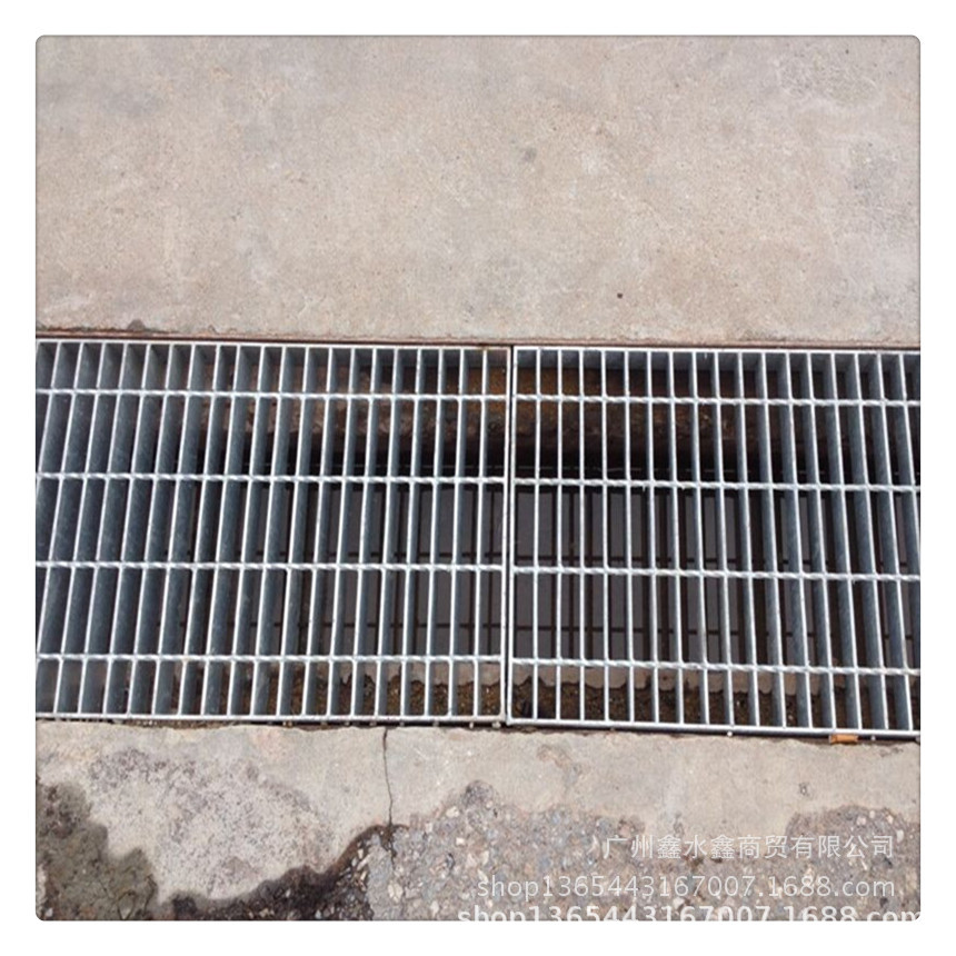 厂家生 产人行下水道钢格板 验修口格栅板 网格栅 井盖板 脚踏板