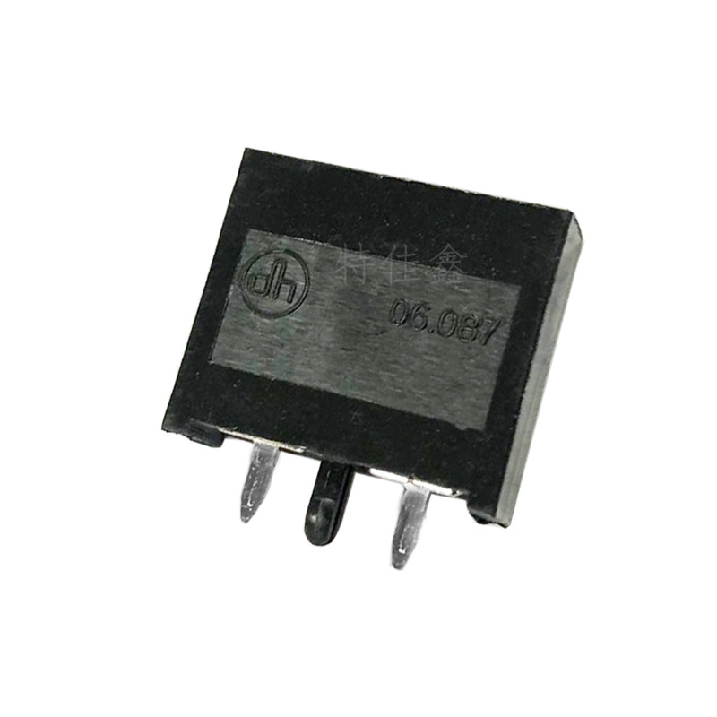 现货插片保险座  汽车插片保险座06.087保险丝座力特保险座保险盒