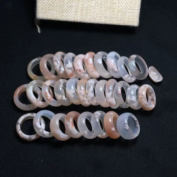 Cherry blossom agate ring ring, can be used as pendant, large quantity and excellent price