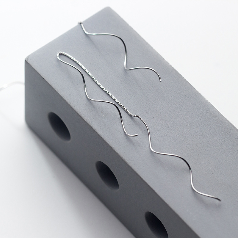 Eloch s925 plata personalidad simple onda larga diseño orejas coreana temperamento aretes espiral E0169-1