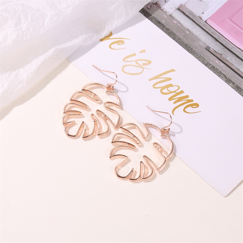 Housewarming, Anniversary, Business, Wedding, Travel, Birthday, Festival Occasion Alloy Material Simple Retro Hollow Leaves Earrings Banana Leaf Earrings Female