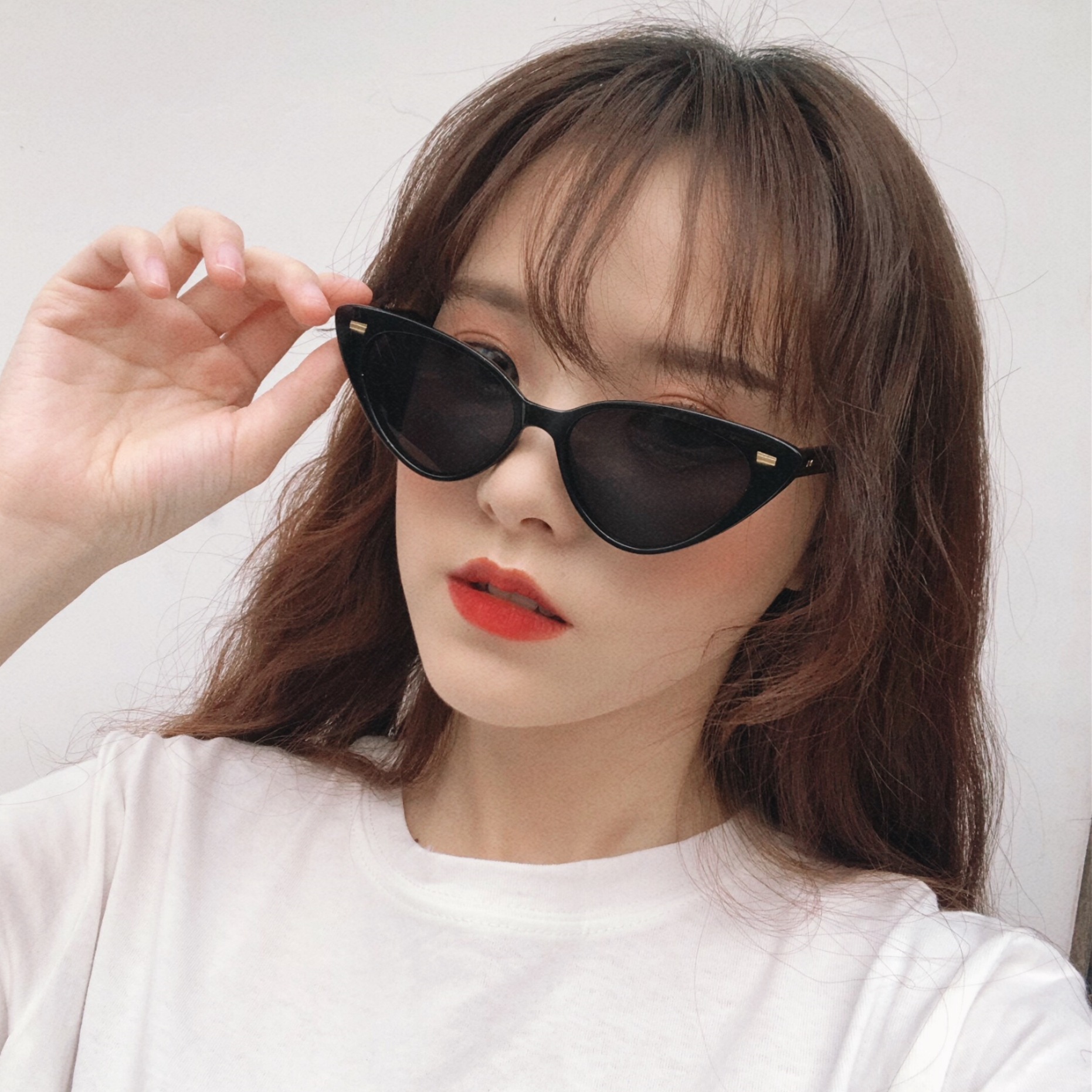 Korean-style Retro Cat's Eye Brown Sunglasses Women's Hong Kong-style Small Face Instagram Style Didi Bouncing Glasses Internet Celebrity Sunglasses Trendy Shake Tone