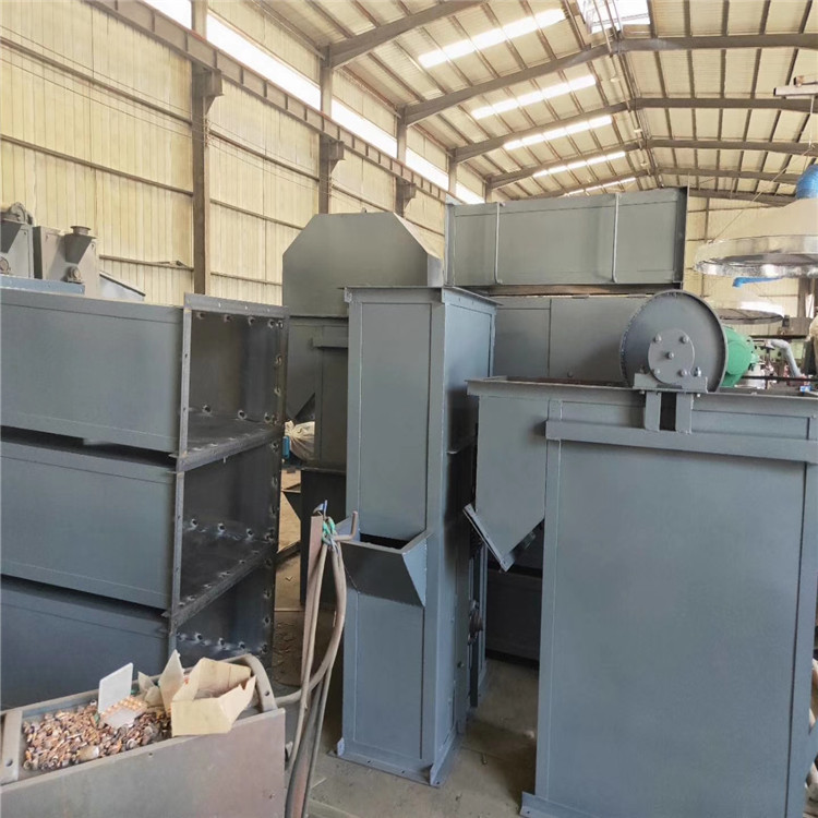 木屑锯末提升机 TD200斗式提升机 粉末颗粒物料提升机