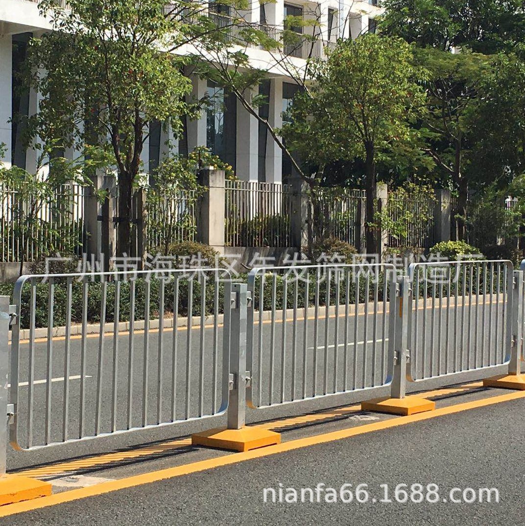 深圳市政港式护栏深标甲型护栏道路交通隔离护栏马路安全围栏直销