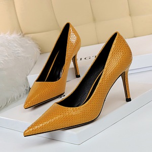 272-6: high fashion contracted with sexy thin professional OL joker shallow mouth pointed serpentine single shoes for wo