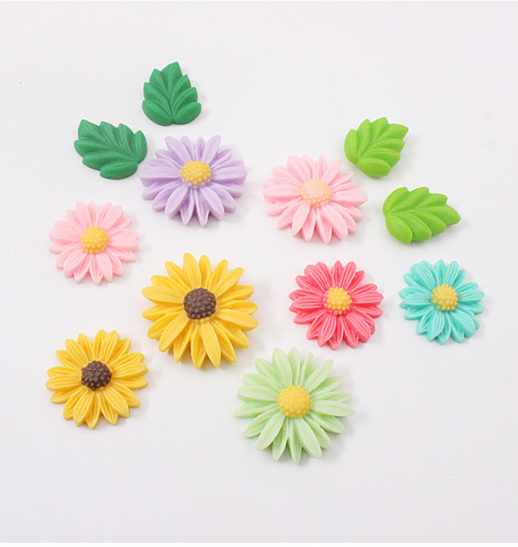 Fashion Little Daisy Colorful Sunflower Painted Resin Magnetic Refrigerator Decorative Sticker 1 Piece display picture 2