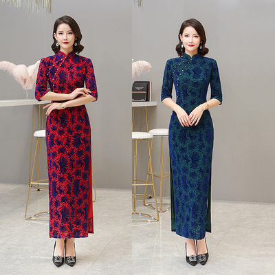 Chinese Dress cheongsam for womenVelvet cheongsam women embroidered antique long cheongsam skirt cheongsam