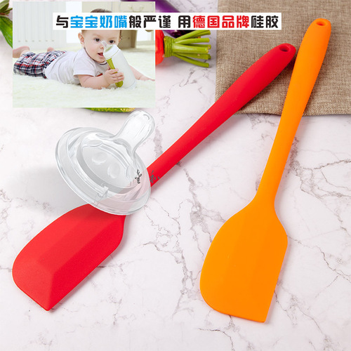 FDA platinum silicone spatula heat-resistant cake spreader baking extended one-piece spatula non-stick cream