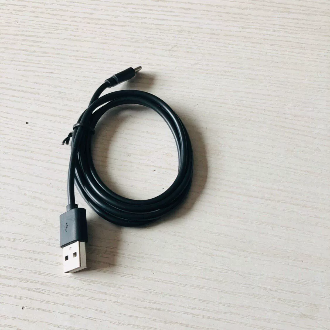 Кабель данных Type-C, быстрая зарядка 2A, новая модель, совместимый с Huawei, Android, кабель зарядки, круглая белая инъекционная линия