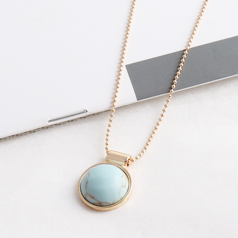 Retro Round Alloy Inlay Natural Stone Women's Pendant Necklace display picture 4