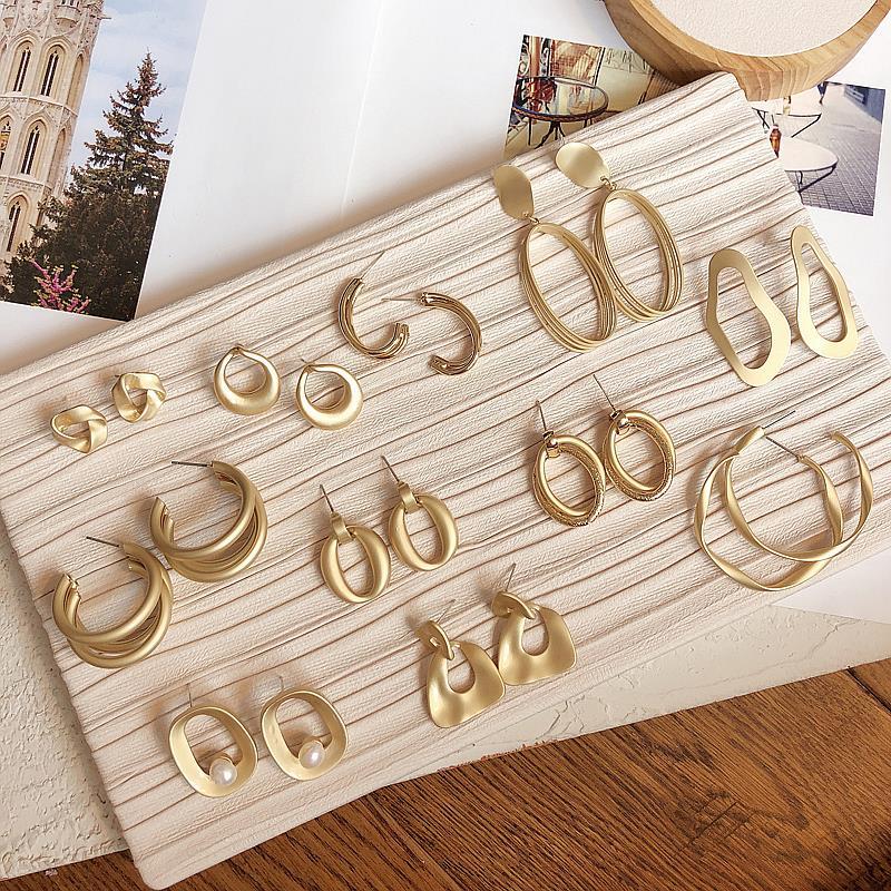 Fashionable retro elegant geometric earrings