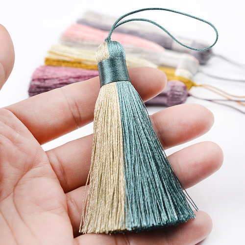 Handcrafted Dragon Knot Tassels in Multiple Colors, Available in Single or Two-Tone Designs—Perfect for Books, Wholesale from Manufacturer