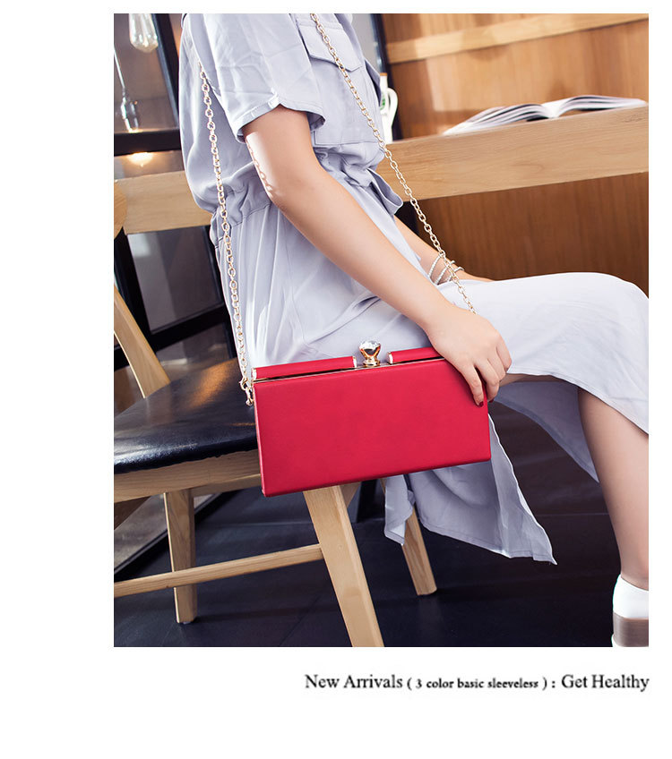 Fashion Solid Color Chain Shoulder Messenger Bag display picture 31