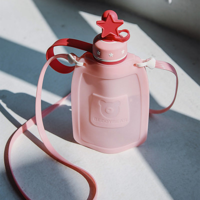 韓國杯具熊隨行杯子矽膠水壺網紅水杯便攜夏天可折疊兒童背帶水壺