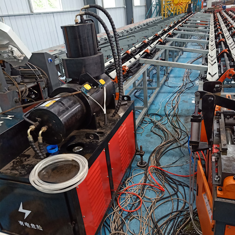 数控钢筋锯切套丝生产线   全自动数控锯切套丝一体机