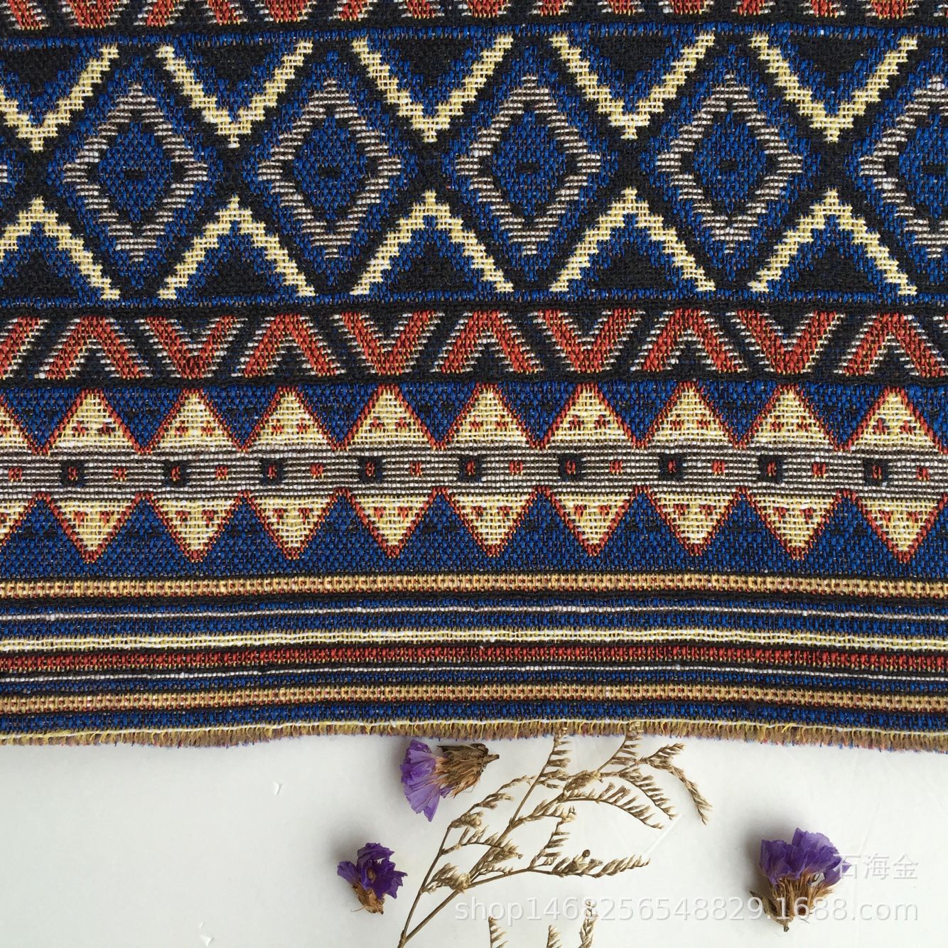 厂家批发 云南民族风仿棉麻布 色织提花条纹布服装鞋材帽工艺品面