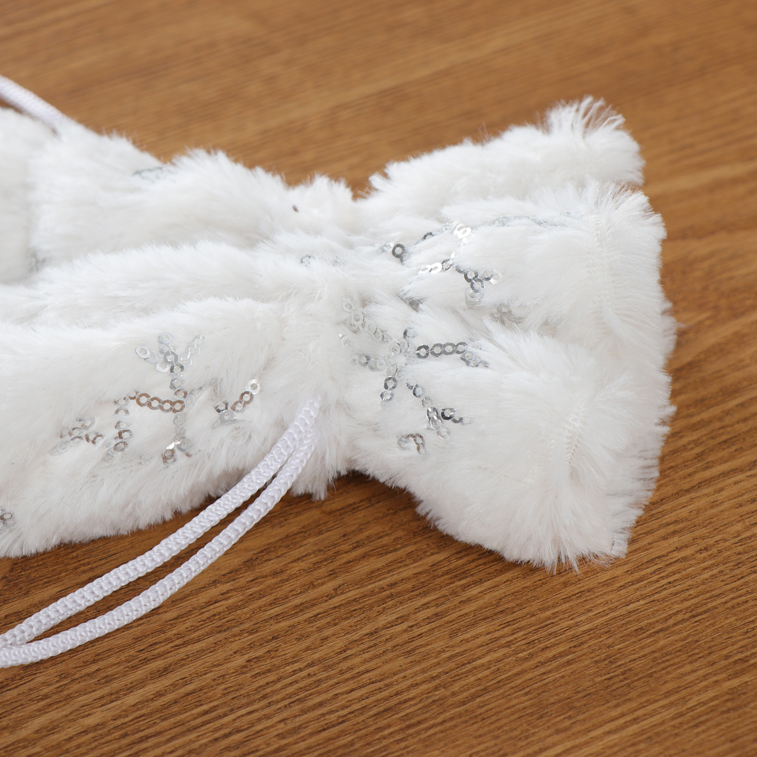 Weihnachtsweinflaschenhülle, weißer Plüsch, Schneeflocke, Pailletten-Weinflaschenhülle, Weihnachtstischdekoration, Rotweintasche_voghion.com