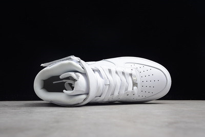 空军一号打造出品目前最真确的鞋型媲美正品无瑕疵可挑剔一件代