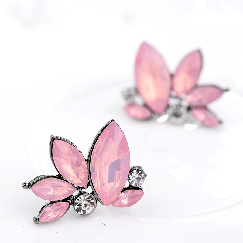Alloy Material 1 Pair Fashion Butterfly Alloy Plating Artificial Crystal Women's Drop Earrings