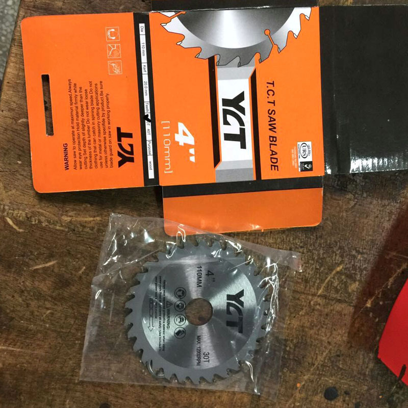 Hoja de sierra de madera de acero de alta velocidad Accesorios de molino eléctrico Hoja de corte Hoja de sierra circular sin rebabas Hoja de sierra de aleación de madera