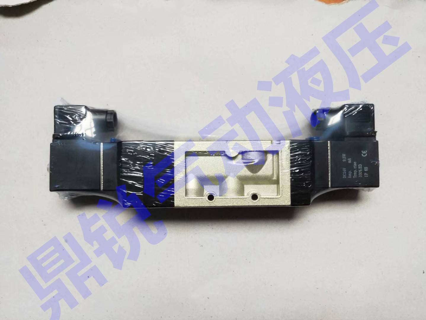 4V420-20 4V420-25 4V430-20 4V430-25 LTV553C-20 电磁阀