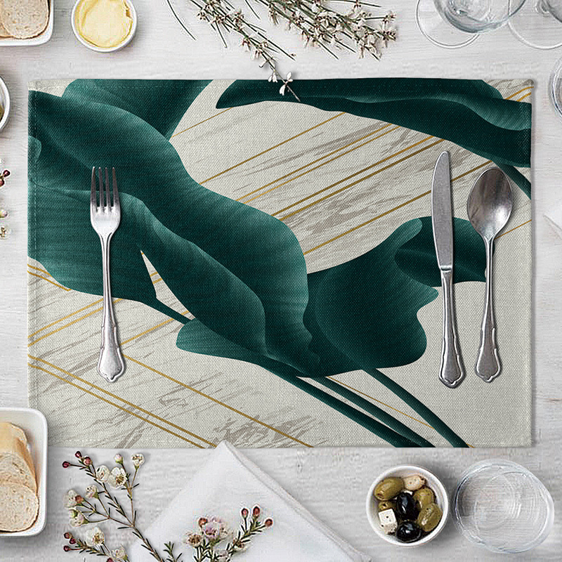 Large Green Leaf Pattern Dining Table Mat European Style Dining Table Mat Kitchen Supplies Western Food Mat Coaster LOGO