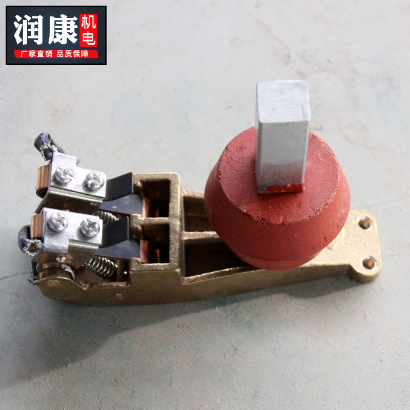 直流电机碳刷架电机碳刷种类齐全来图来样可定河北厂家发货