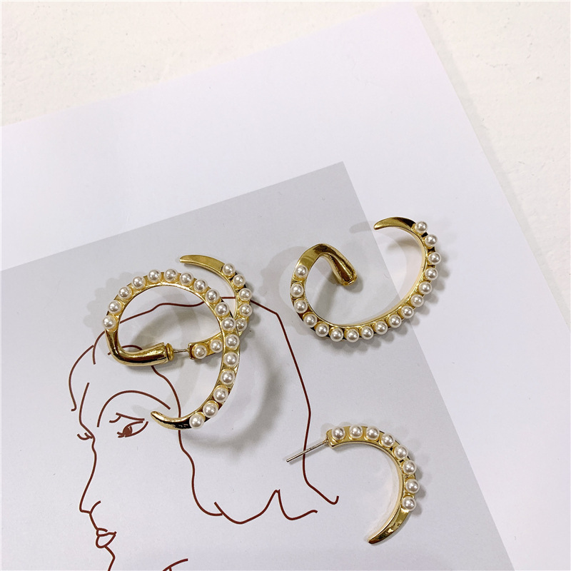 Pearl-wound Hovering Snake Front Insert Earrings display picture 5