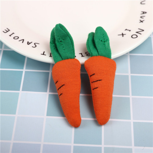 Brooch filled with cotton apple banana vegetable plush cartoon scarf children's clothing luggage accessories mobile phone clothing accessories wholesale