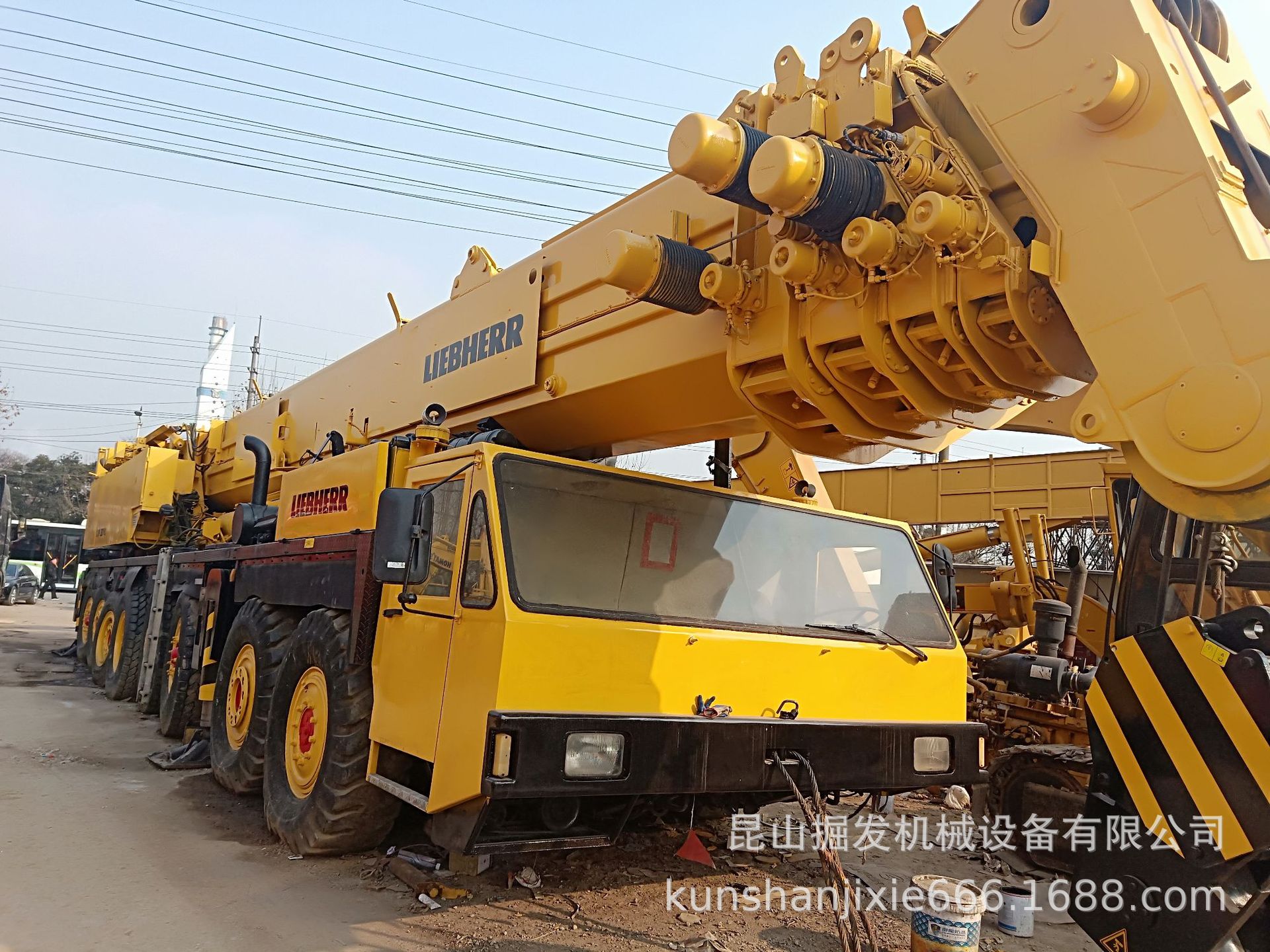 二手利勃海尔300吨大吨位汽车吊起重机