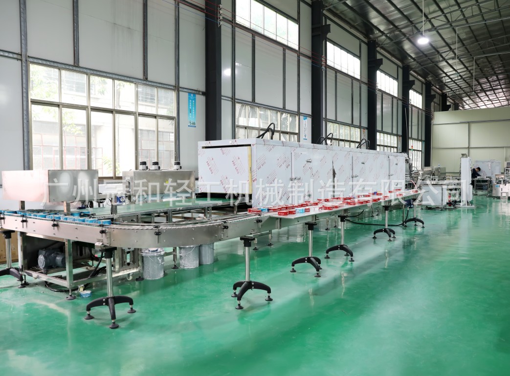 自动汽车蜡 鞋蜡凡士林膏体灌装机 清凉油蜡烛等热灌装冷却生产线